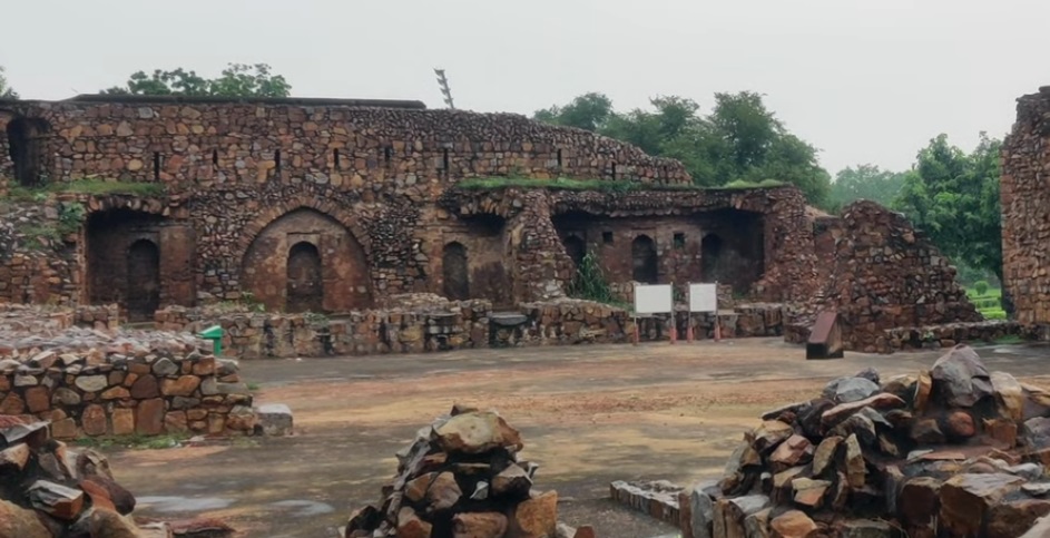 Feroz Shah Kotla Fort